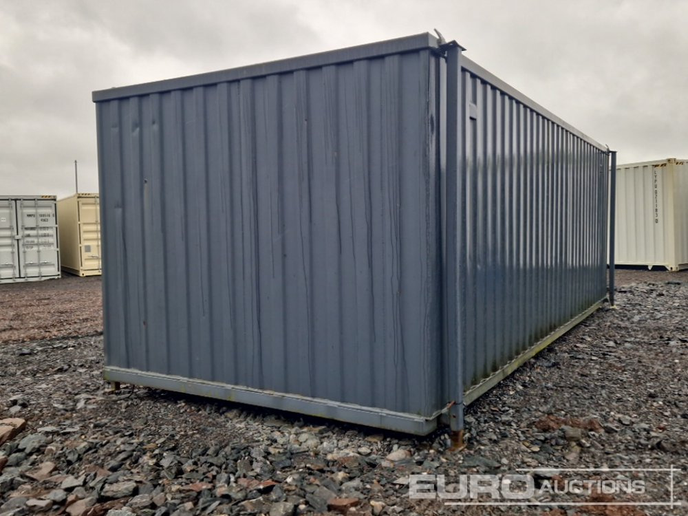 20' x 8' Container & Contents - Shipping container: picture 3 20' x 8' Container & Contents - Shipping container: picture 3
