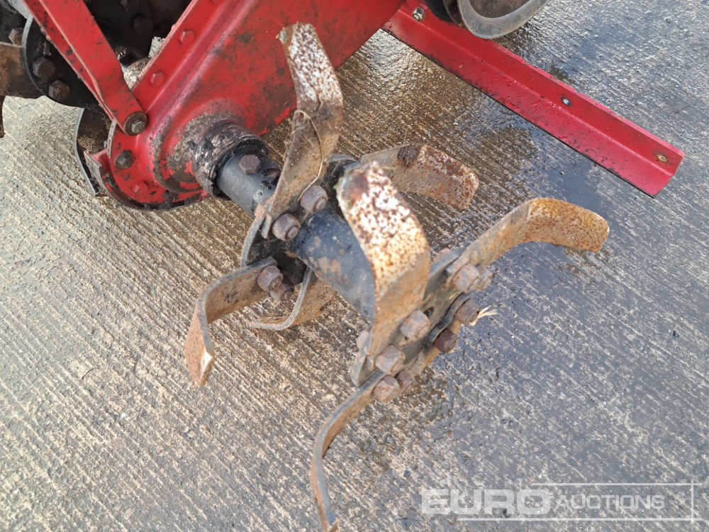 Construction equipment 2001 Tracmaster C2000 Petrol Rotovator, Honda Engine, (Spares): picture 10 Construction equipment 2001 Tracmaster C2000 Petrol Rotovator, Honda Engine, (Spares): picture 10