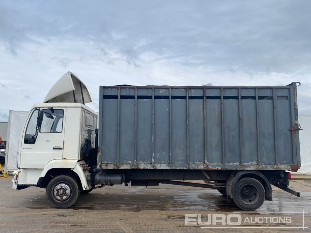 2002 MAN LE150C - Livestock truck: picture 2 2002 MAN LE150C - Livestock truck: picture 2