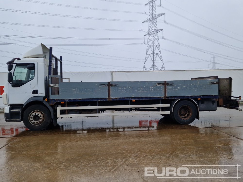 2007 Volvo FL240 - Dropside/ Flatbed truck: picture 2 2007 Volvo FL240 - Dropside/ Flatbed truck: picture 2