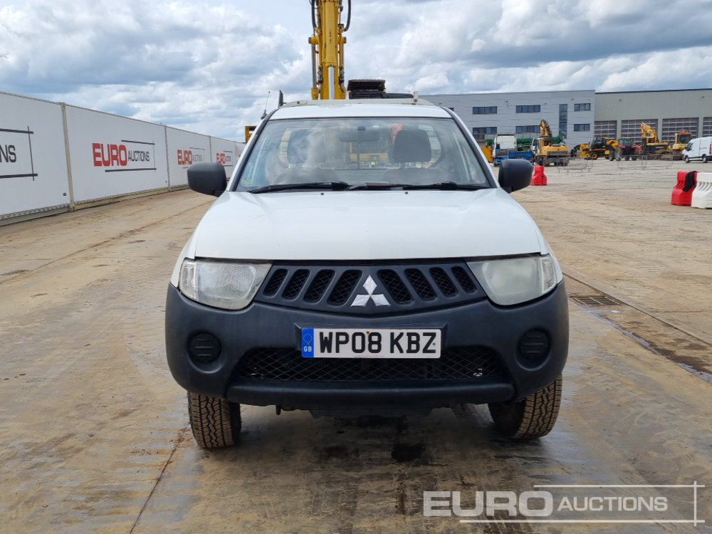 Pickup truck 2008 Mitsubishi L200: picture 8