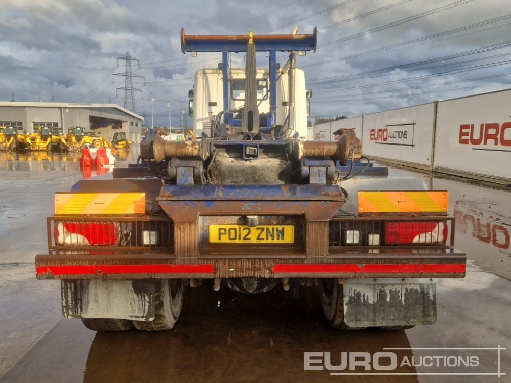 2012 Scania P360 - Hook lift truck: picture 4 2012 Scania P360 - Hook lift truck: picture 4