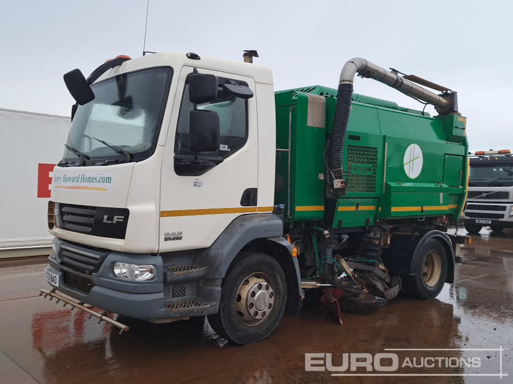 2013 DAF LF55.220 - Road sweeper: picture 1 2013 DAF LF55.220 - Road sweeper: picture 1