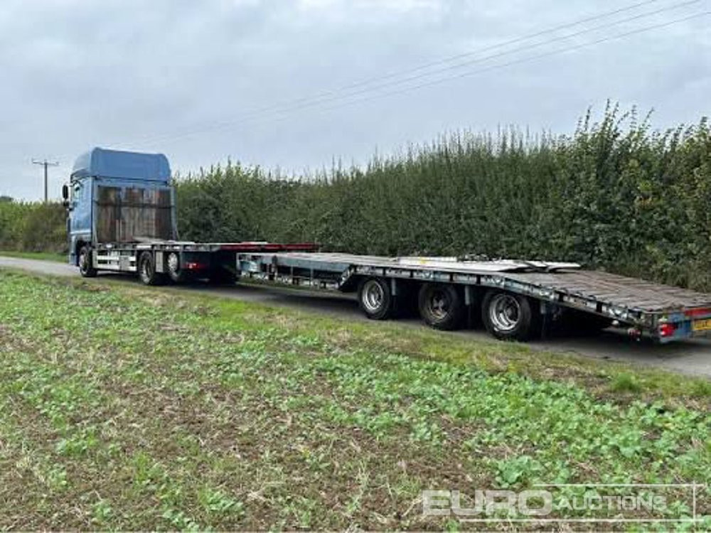 2013 DAF XF105 - Dropside/ Flatbed truck: picture 2 2013 DAF XF105 - Dropside/ Flatbed truck: picture 2