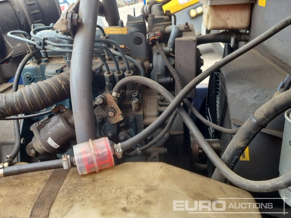 Air compressor 2014 Atlas Copco XAS47KD 92CFM: picture 24