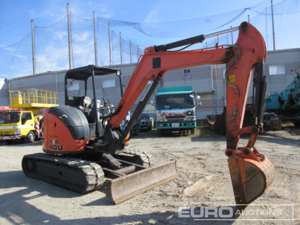 2014 Hitachi ZX40U-5A Rubber Tracks, Blade, Offset, Piped, Bucket - Mini excavator: picture 5 2014 Hitachi ZX40U-5A Rubber Tracks, Blade, Offset, Piped, Bucket - Mini excavator: picture 5