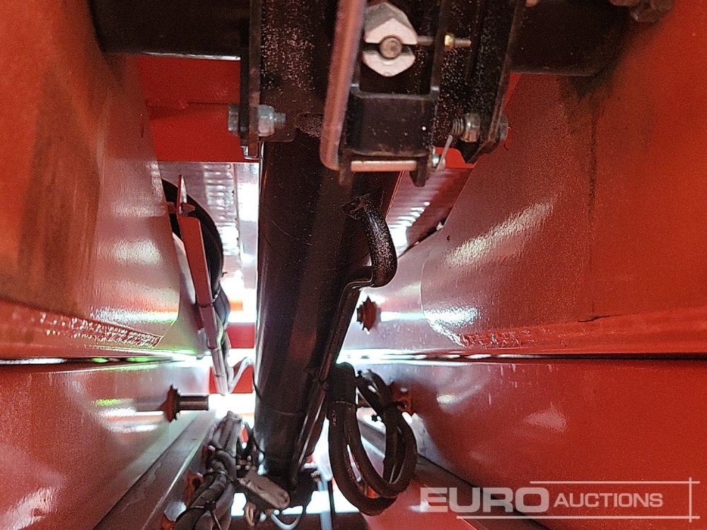 Aerial platform 2015 JLG R6: picture 18