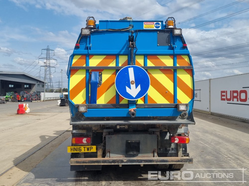 2016 DAF LF220 - Road sweeper: picture 4 2016 DAF LF220 - Road sweeper: picture 4