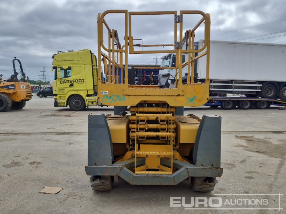 2016 Haulotte Compact 12DX - Aerial platform: picture 4 2016 Haulotte Compact 12DX - Aerial platform: picture 4