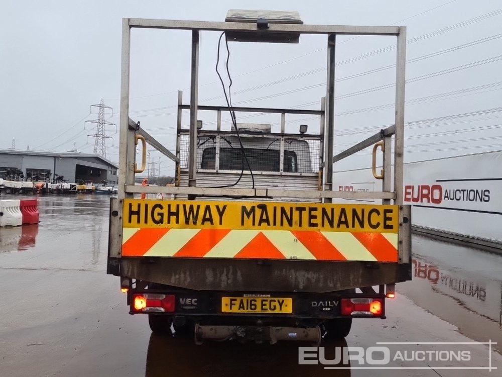 2016 Iveco Daily 35C13 - Open body delivery van: picture 4 2016 Iveco Daily 35C13 - Open body delivery van: picture 4