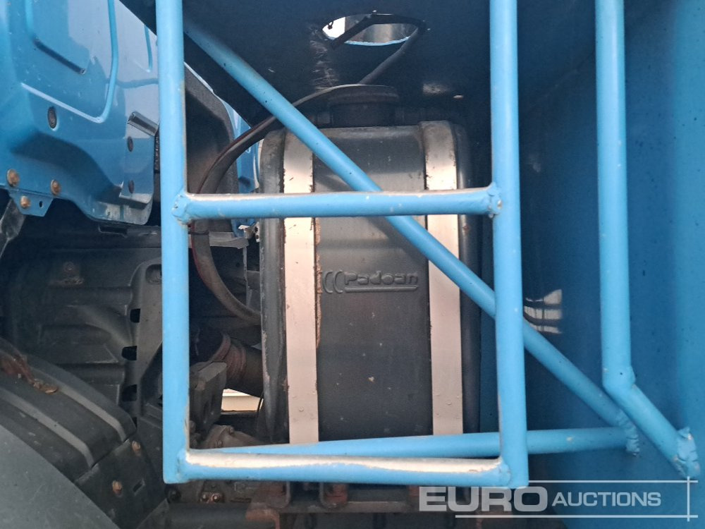 Tipper 2016 Mercedes Arocs 3240: picture 18 Tipper 2016 Mercedes Arocs 3240: picture 18