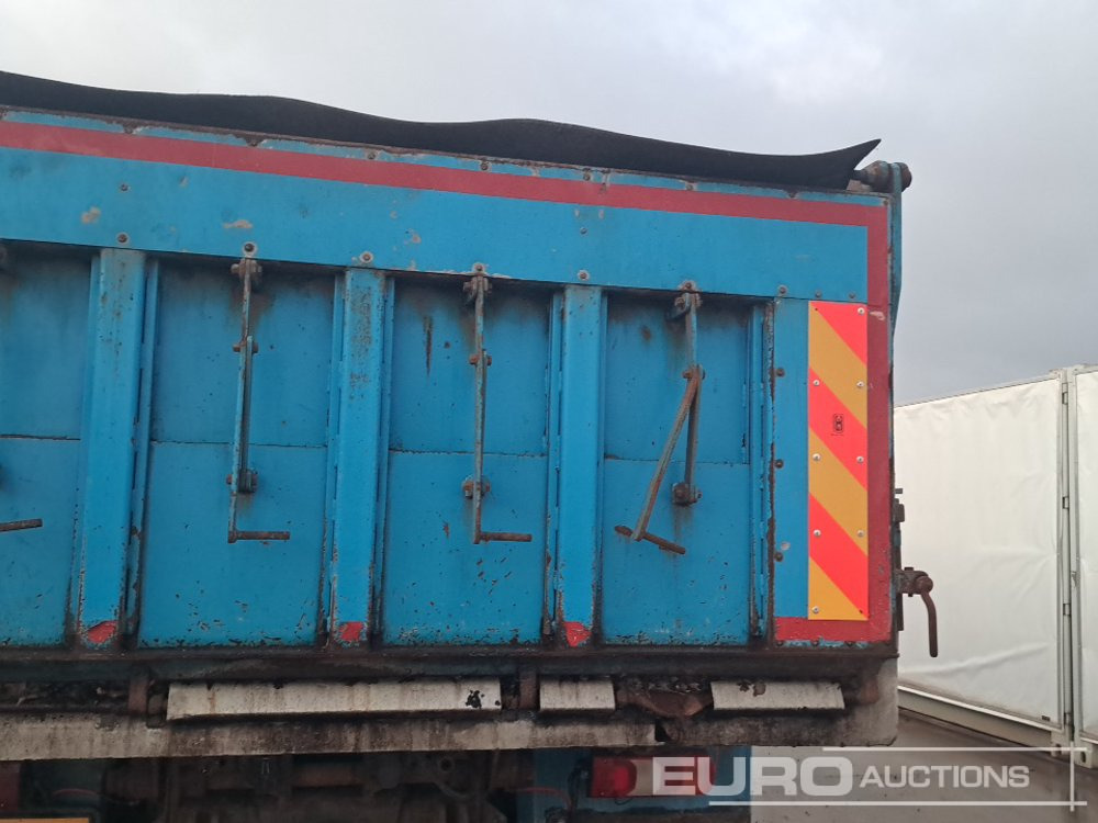 Tipper 2016 Mercedes Arocs 3240: picture 23 Tipper 2016 Mercedes Arocs 3240: picture 23