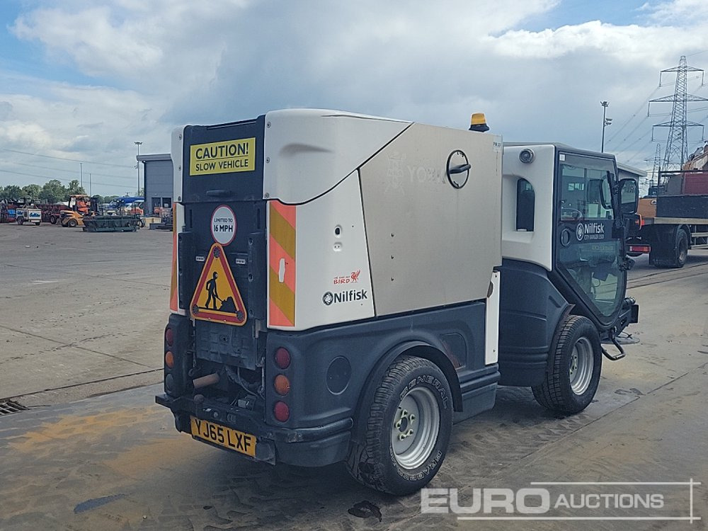 2016 Nilfisk City Ranger 3500 - Road sweeper: picture 5 2016 Nilfisk City Ranger 3500 - Road sweeper: picture 5
