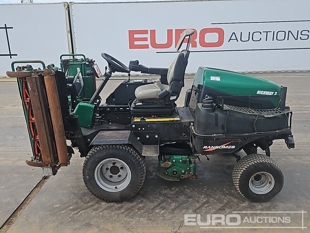 2016 Ransomes Highway 3 - Garden mower: picture 2 2016 Ransomes Highway 3 - Garden mower: picture 2