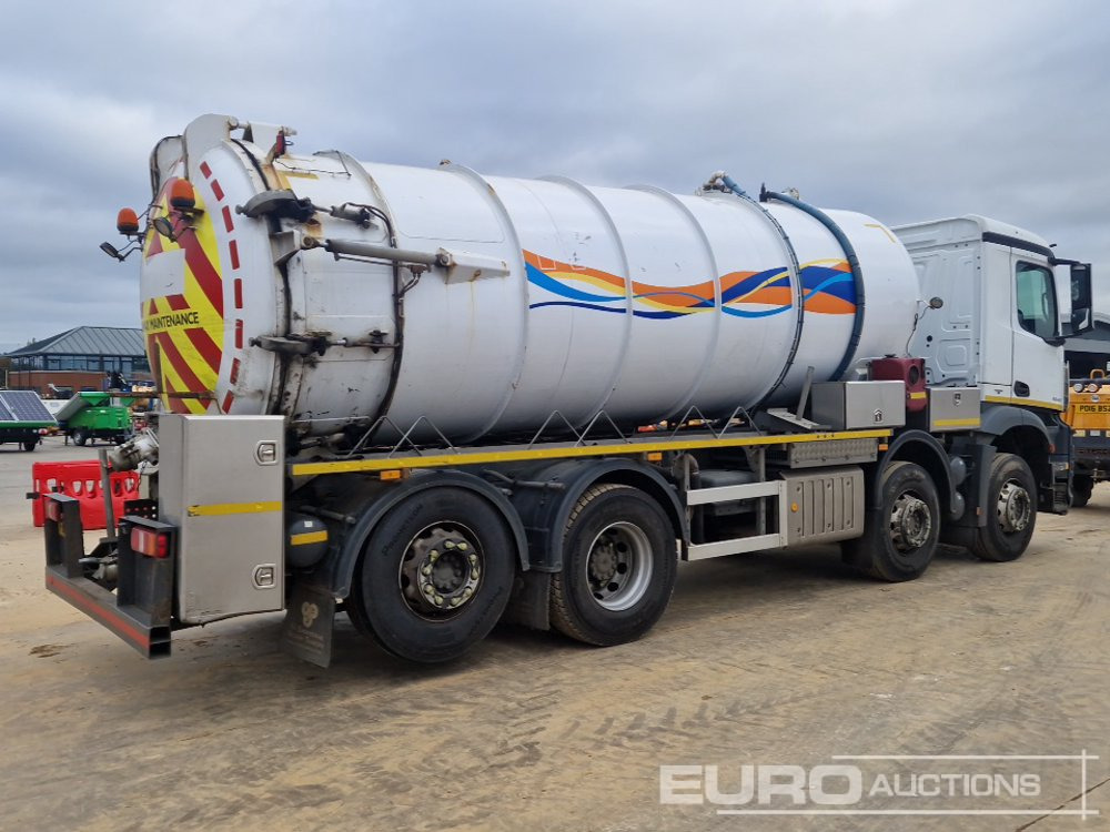 2017 Mercedes Arocs 3240 - Tanker truck: picture 5 2017 Mercedes Arocs 3240 - Tanker truck: picture 5