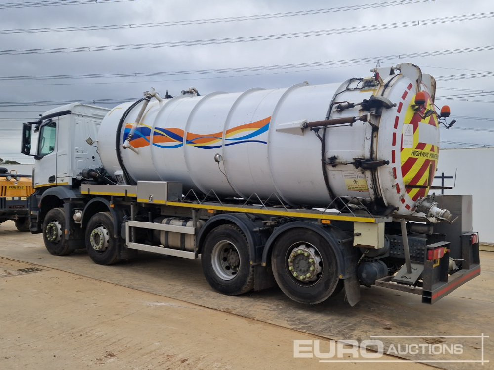 2017 Mercedes Arocs 3240 - Tanker truck: picture 3 2017 Mercedes Arocs 3240 - Tanker truck: picture 3