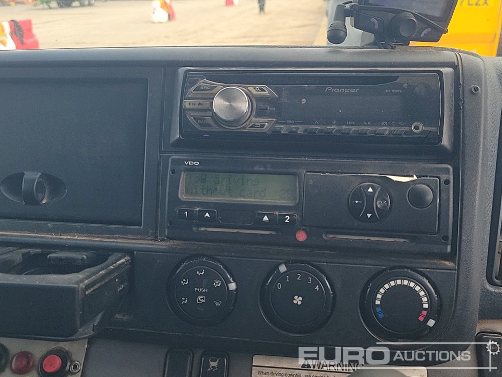 Tipper 2017 Mitsubishi Fuso 7C15: picture 30
