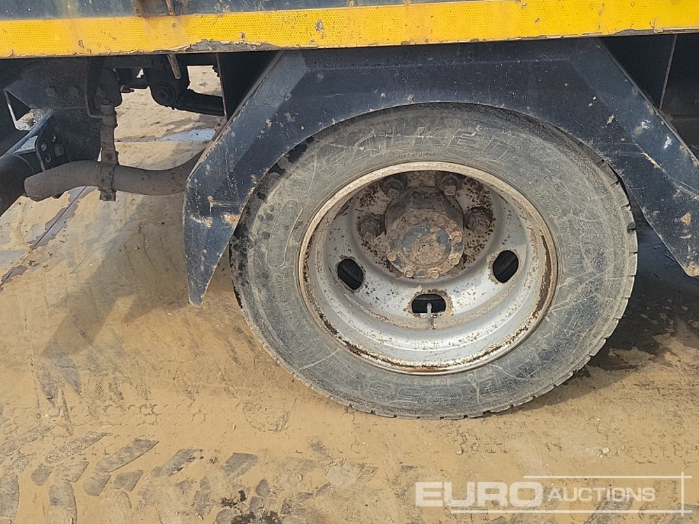 Tipper 2017 Mitsubishi Fuso 7C15: picture 11