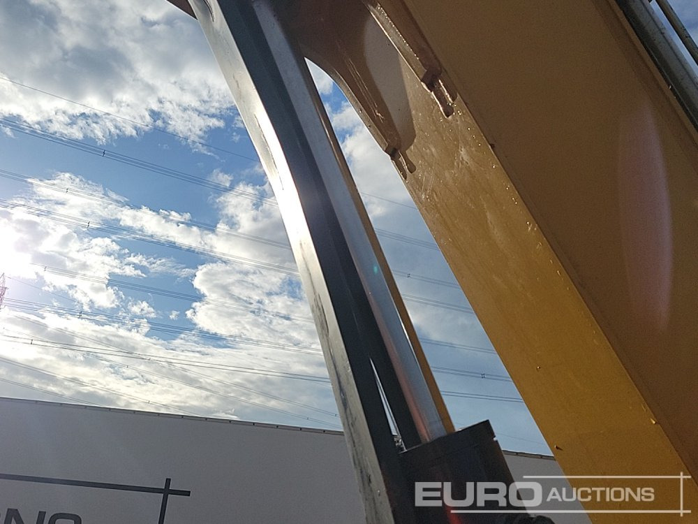 Mini excavator 2018 CAT 305E2: picture 36