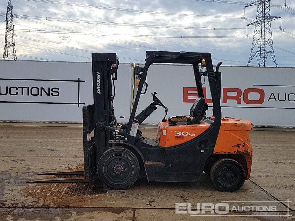 2018 Doosan D30GP - Forklift: picture 2 2018 Doosan D30GP - Forklift: picture 2