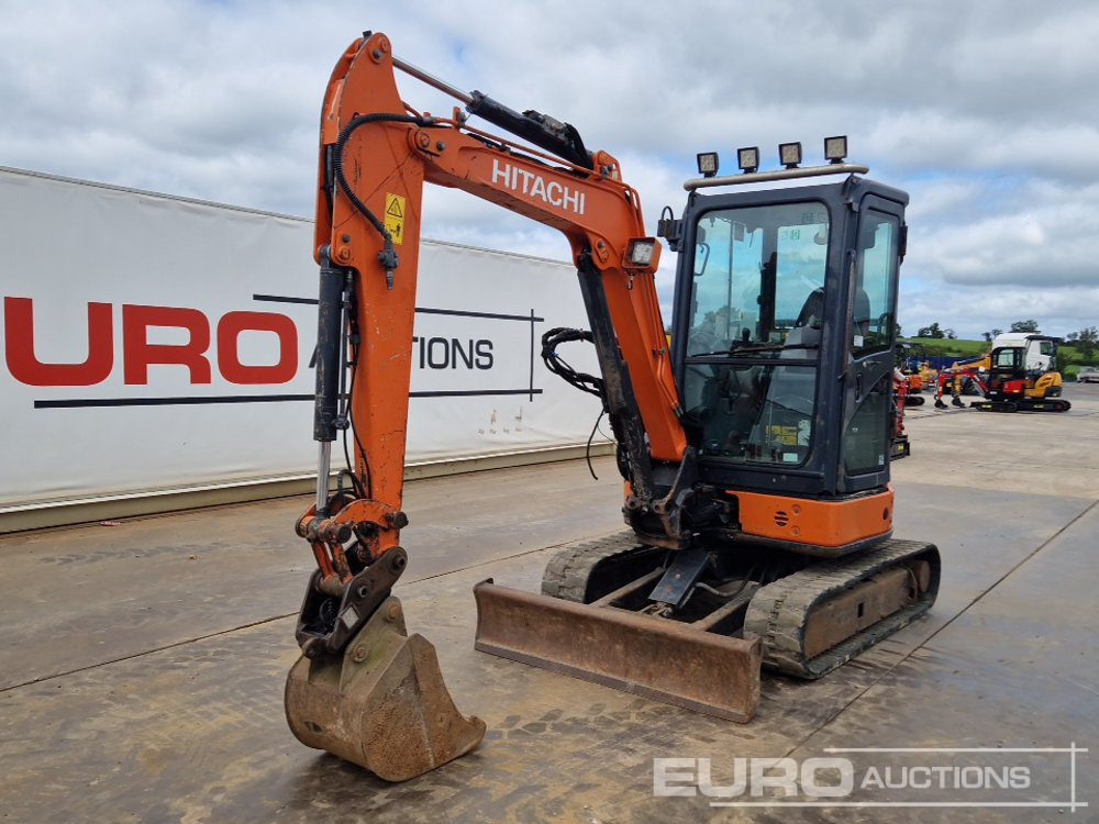 2018 Hitachi ZX33U-5A CLR - Mini excavator: picture 1 2018 Hitachi ZX33U-5A CLR - Mini excavator: picture 1