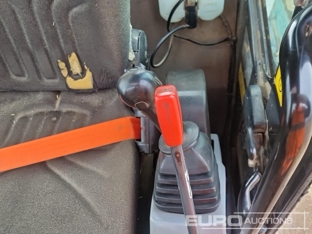 Mini excavator 2018 Kubota KX080-4A: picture 37