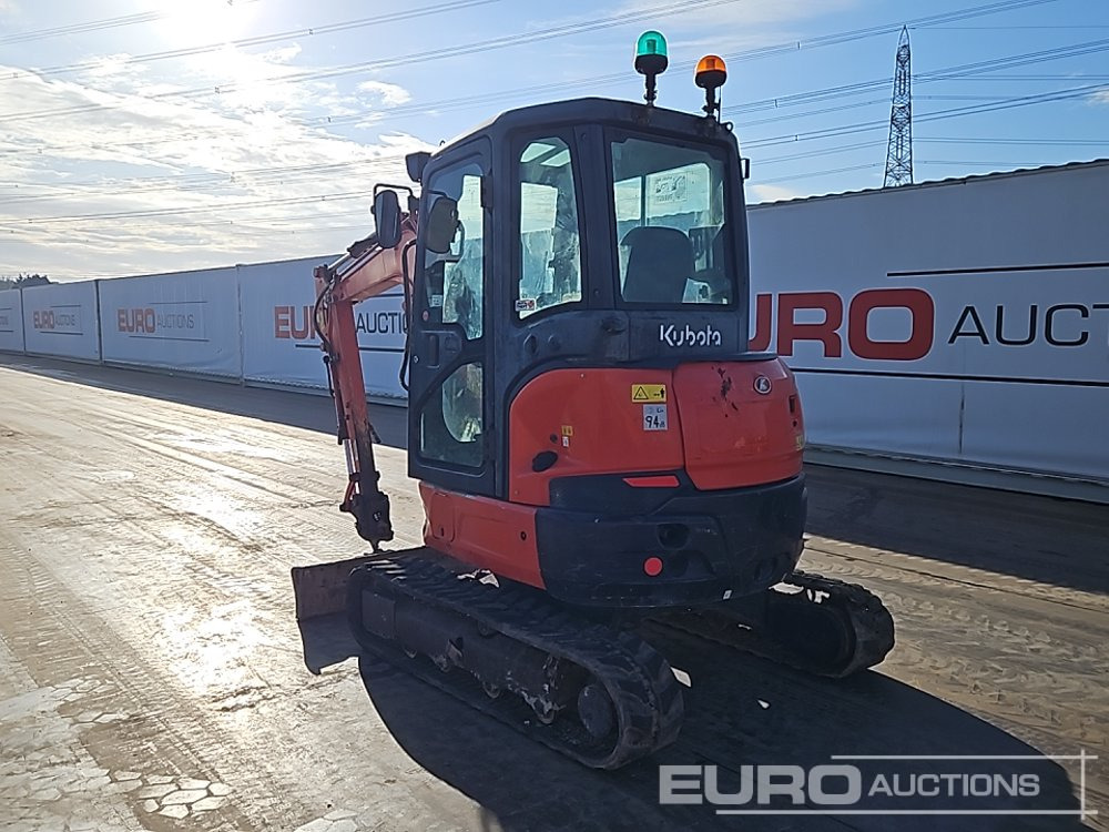 2018 Kubota U36-4 - Mini excavator: picture 3 2018 Kubota U36-4 - Mini excavator: picture 3