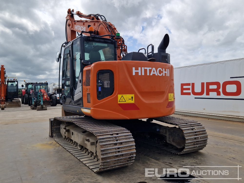 2020 Hitachi ZX135USBL-6 - Crawler excavator: picture 3 2020 Hitachi ZX135USBL-6 - Crawler excavator: picture 3