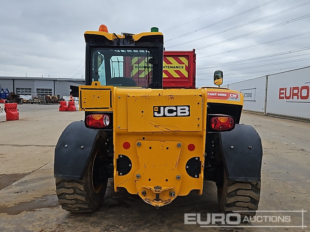 2020 JCB 525-60T5 - Telescopic handler: picture 4 2020 JCB 525-60T5 - Telescopic handler: picture 4