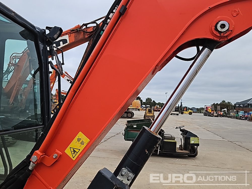Mini excavator 2020 Kubota U50-5: picture 18