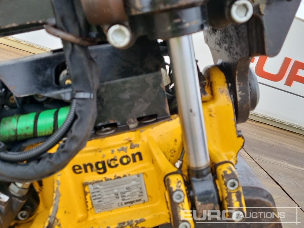 Crawler excavator 2020 Volvo EC140LC: picture 27