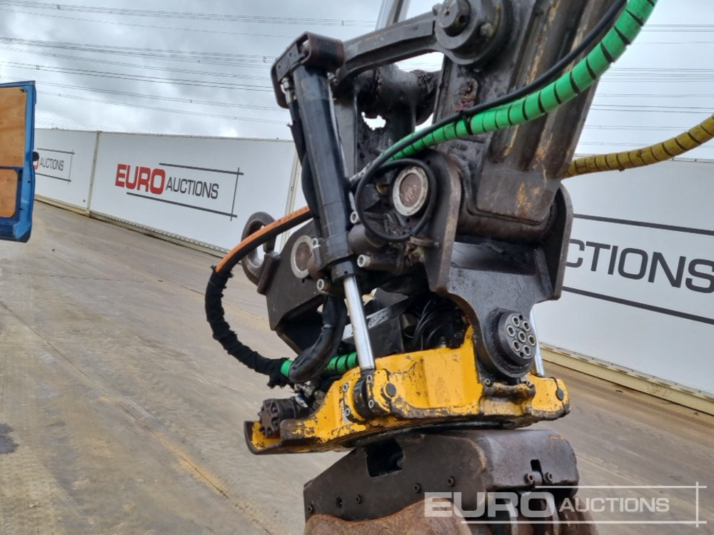 Crawler excavator 2020 Volvo EC140LC: picture 21