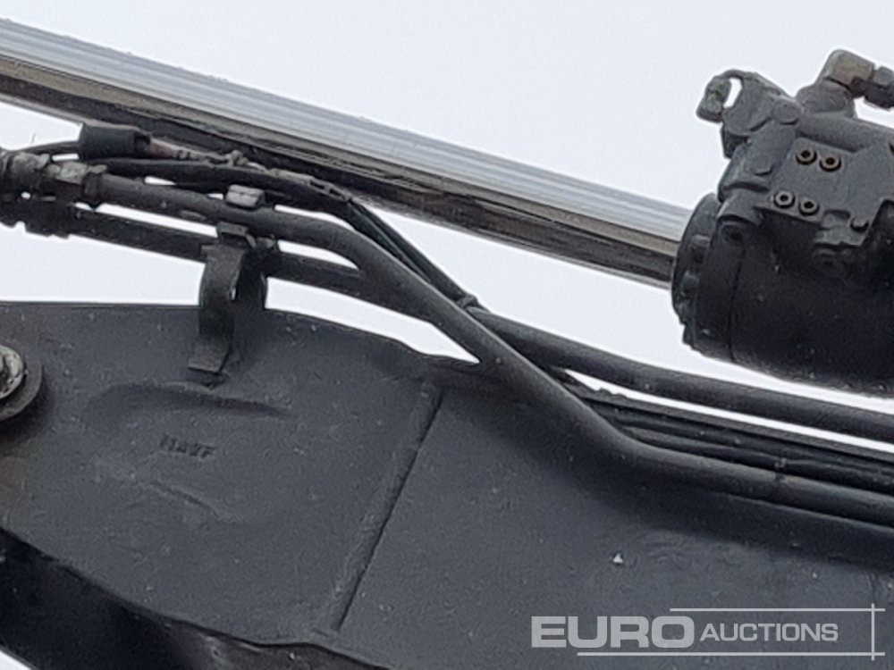 Crawler excavator 2020 Volvo EC140LC: picture 31