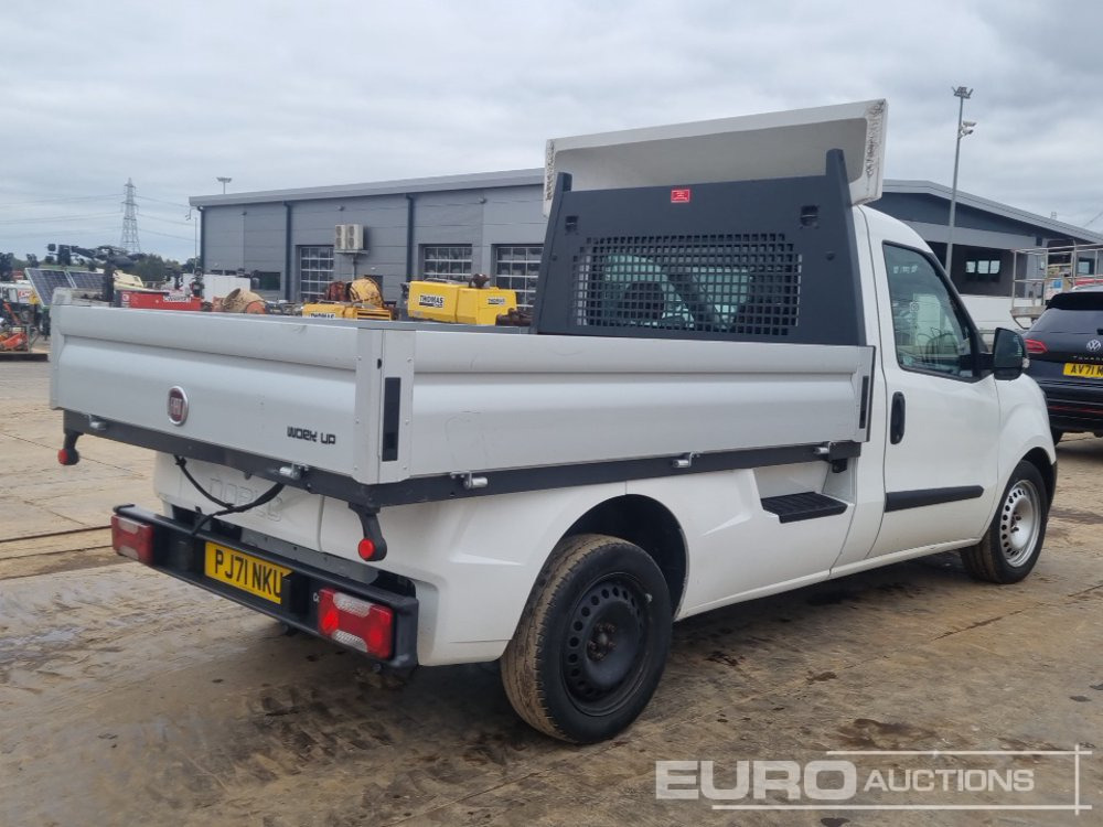 2021 Fiat Doblo Cargo - Open body delivery van: picture 5 2021 Fiat Doblo Cargo - Open body delivery van: picture 5