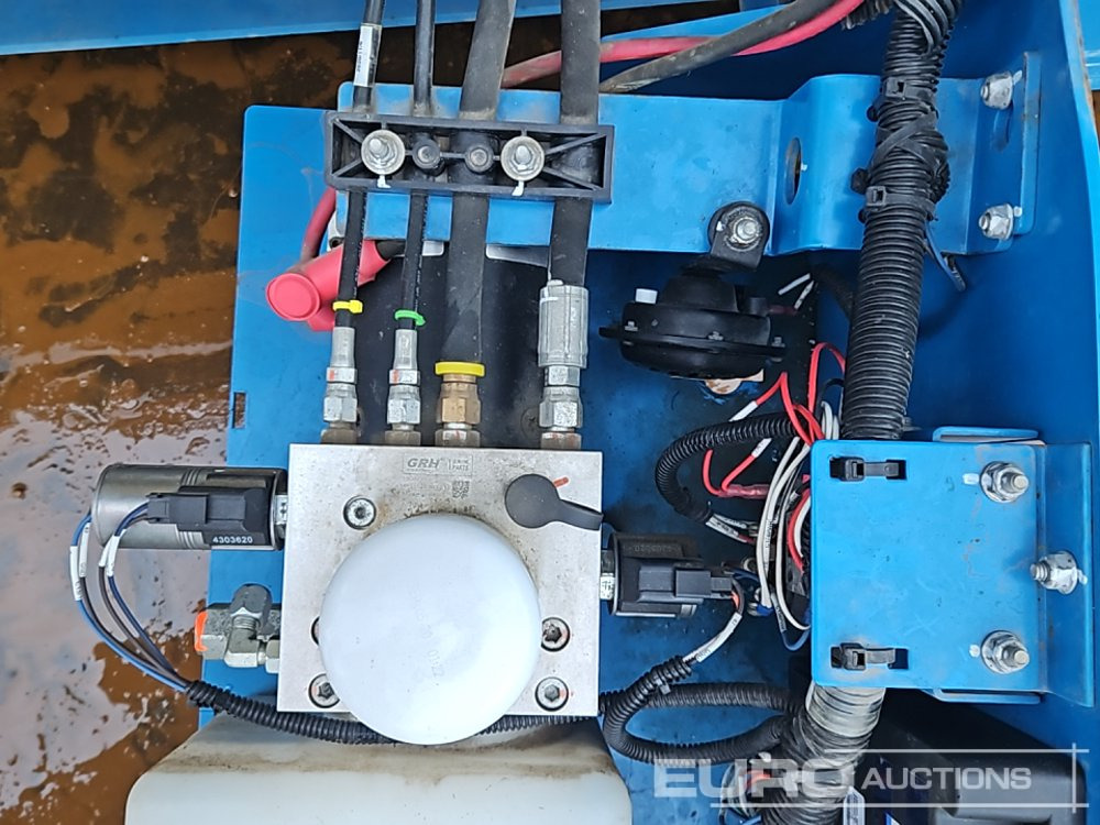 Aerial platform 2021 Genie GS3246: picture 19