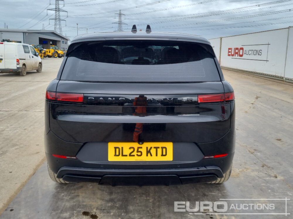2025 Land Rover Range Rover Sport - SUV: picture 4 2025 Land Rover Range Rover Sport - SUV: picture 4