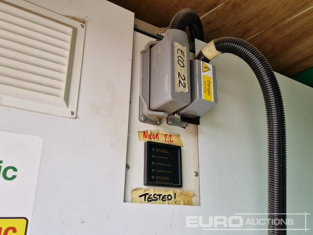 Shipping container 22' x 9' Welfare Unit, Stephill SSD6000VV2 6kVA Generator (Cannot Be Reconsigned): picture 30