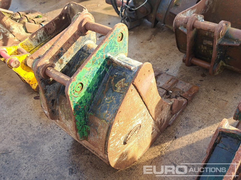 24" Strickland Digging Bucket 45mm Pin to suit 4-6 Ton Excavator - Bucket: picture 5 24" Strickland Digging Bucket 45mm Pin to suit 4-6 Ton Excavator - Bucket: picture 5