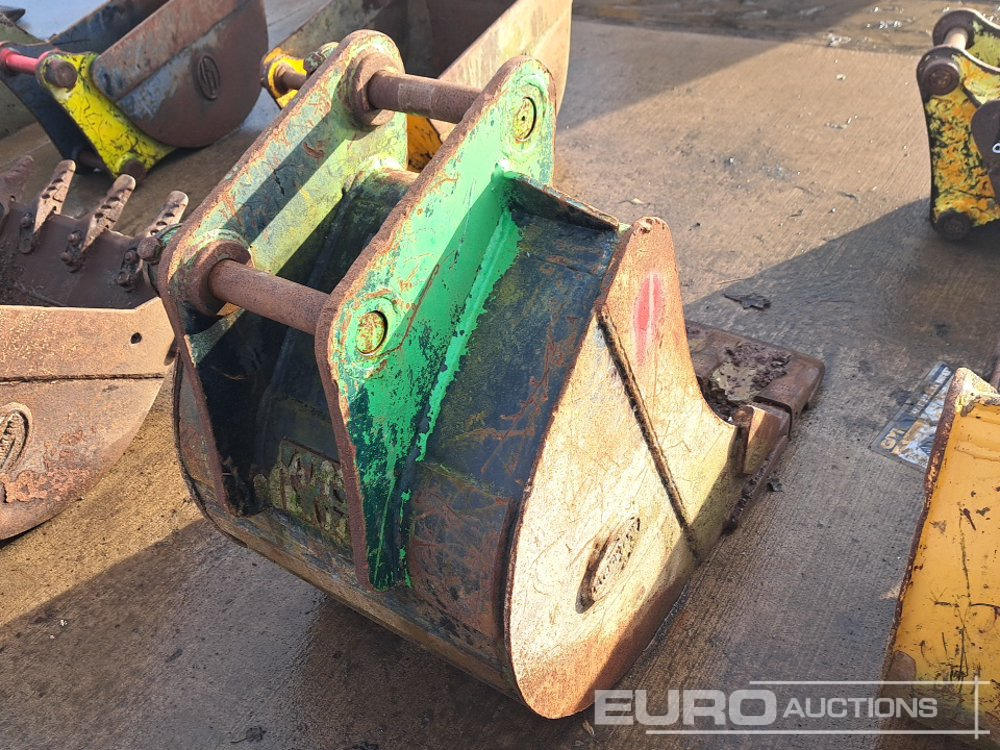 24" Strickland Digging Bucket 45mm Pin to suit 4-6 Ton Excavator - Bucket: picture 5 24" Strickland Digging Bucket 45mm Pin to suit 4-6 Ton Excavator - Bucket: picture 5
