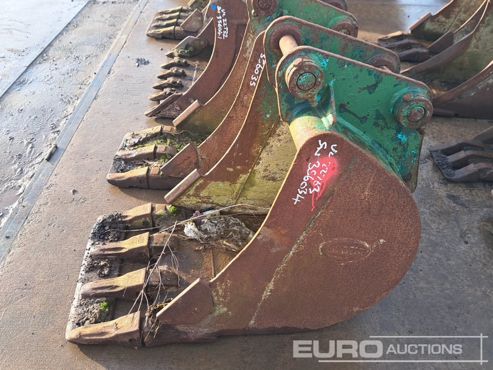 24" Strickland Digging Bucket 45mm Pin to suit 4-6 Ton Excavator - Bucket: picture 2 24" Strickland Digging Bucket 45mm Pin to suit 4-6 Ton Excavator - Bucket: picture 2