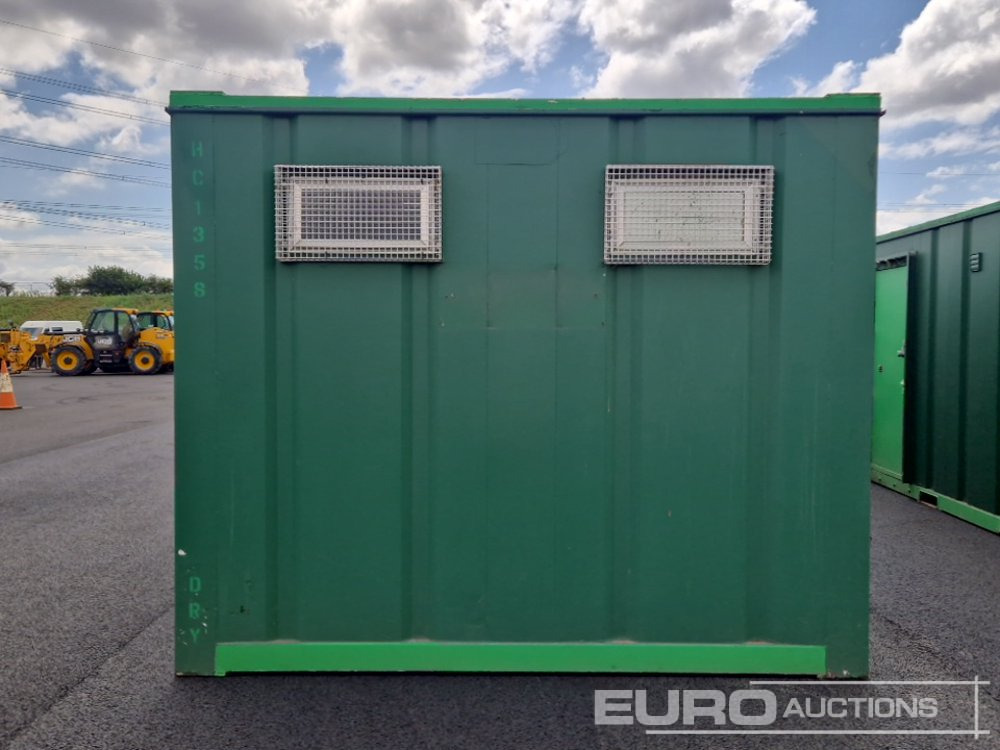32' x 10' Drying Room (Cannot Be Reconsigned) - Shipping container: picture 4 32' x 10' Drying Room (Cannot Be Reconsigned) - Shipping container: picture 4