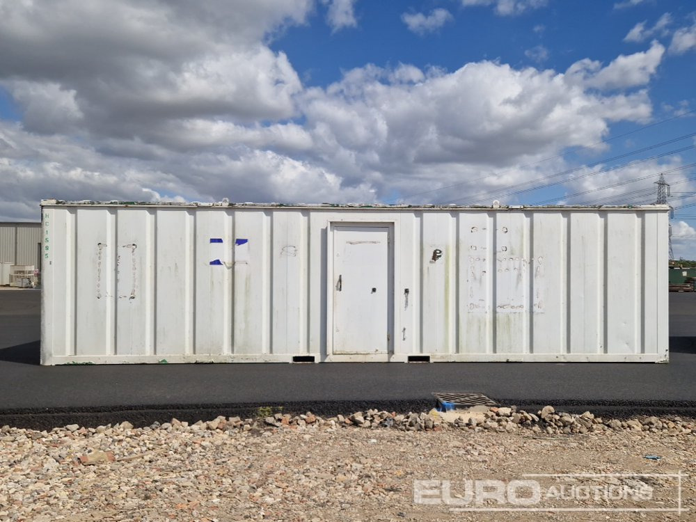32' x 10' Office (Cannot Be Reconsigned) - Shipping container: picture 2 32' x 10' Office (Cannot Be Reconsigned) - Shipping container: picture 2