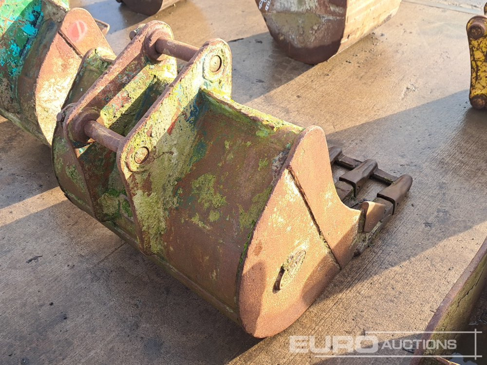 36" Strickland Digging Bucket 45mm Pin to suit 4-6 Ton Excavator - Bucket: picture 3 36" Strickland Digging Bucket 45mm Pin to suit 4-6 Ton Excavator - Bucket: picture 3