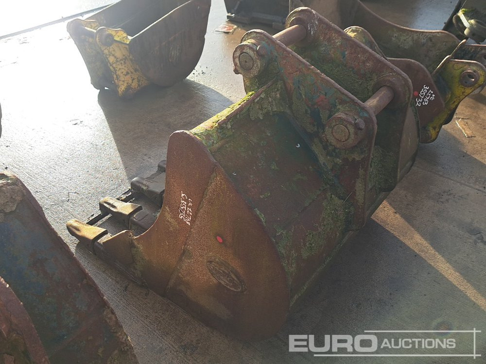 36" Strickland Digging Bucket 45mm Pin to suit 4-6 Ton Excavator - Bucket: picture 2 36" Strickland Digging Bucket 45mm Pin to suit 4-6 Ton Excavator - Bucket: picture 2