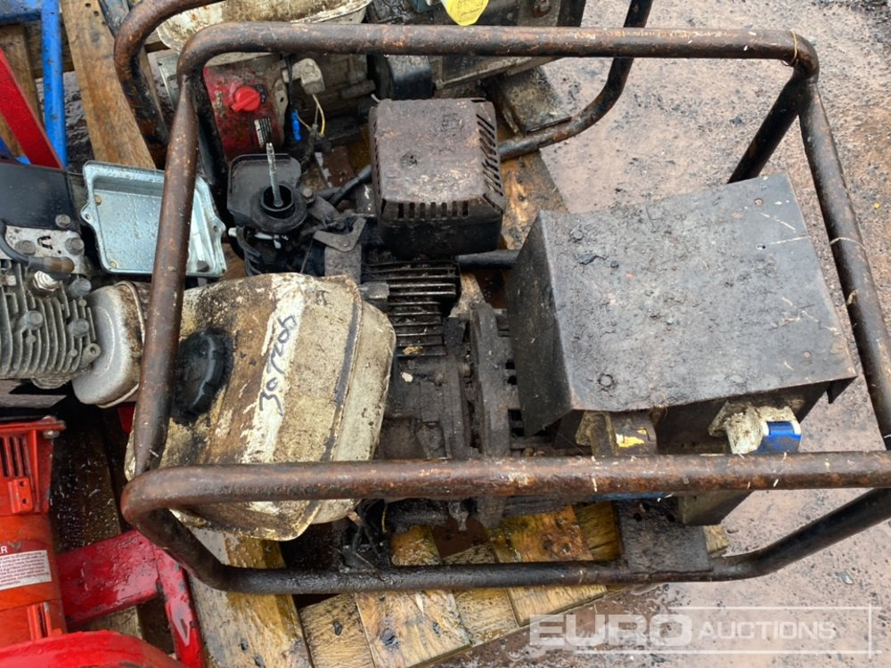 3Kva Petrol Generators (4 of) (Spares) - Generator set: picture 5 3Kva Petrol Generators (4 of) (Spares) - Generator set: picture 5