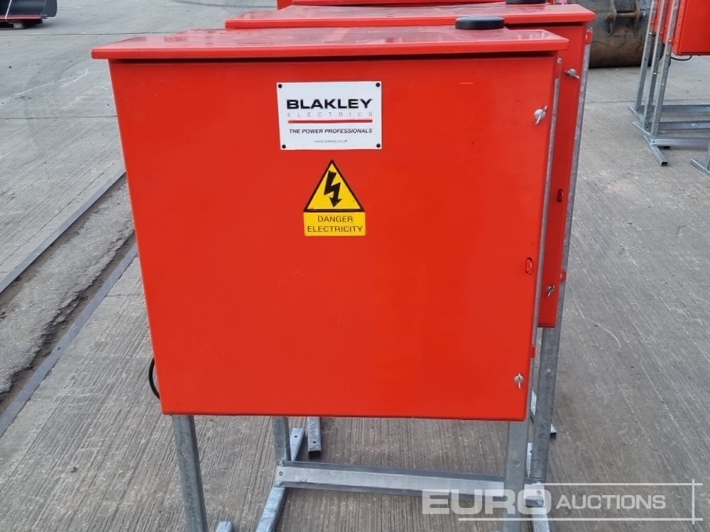 Construction equipment 400 Volt Distributing Boxes (5 of): picture 15