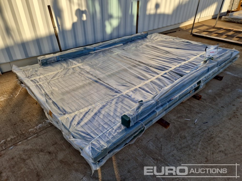 Agricultural machinery 4m x 2.3m Heavy Duty Galvanized Powder Coated Gate (2 of), 100mm x 100mm Post (2 of), Assembly Kit (Green): picture 11