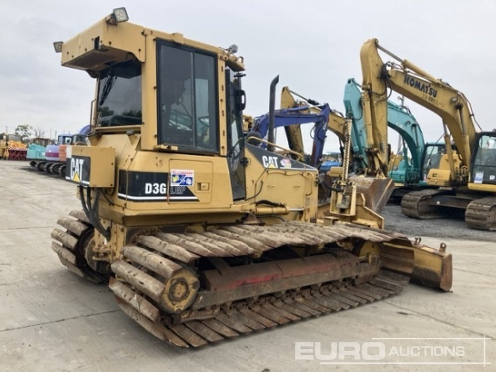 CAT D3G - Bulldozer: picture 3 CAT D3G - Bulldozer: picture 3