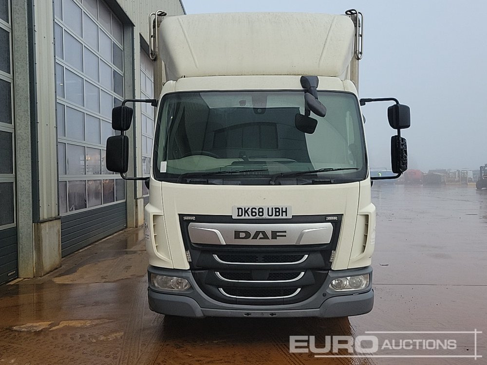 DAF LF180 - Box truck: picture 5 DAF LF180 - Box truck: picture 5