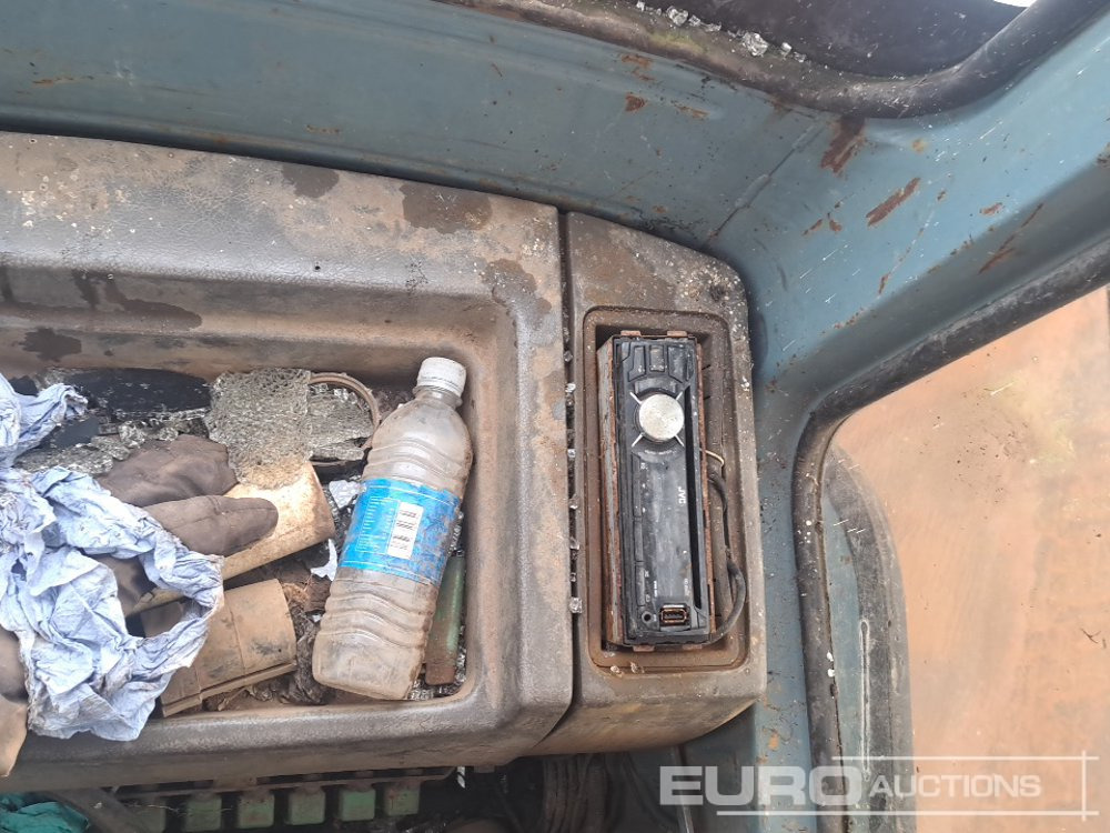 Mini excavator Hitachi EX60: picture 25 Mini excavator Hitachi EX60: picture 25